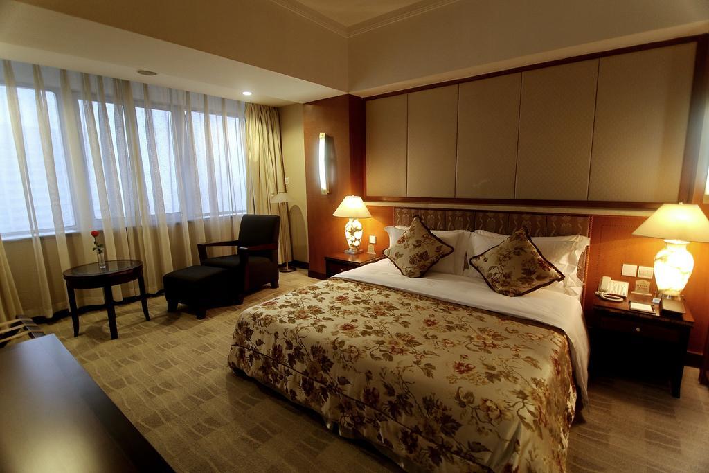 Changzhou Grand Hotel Room photo