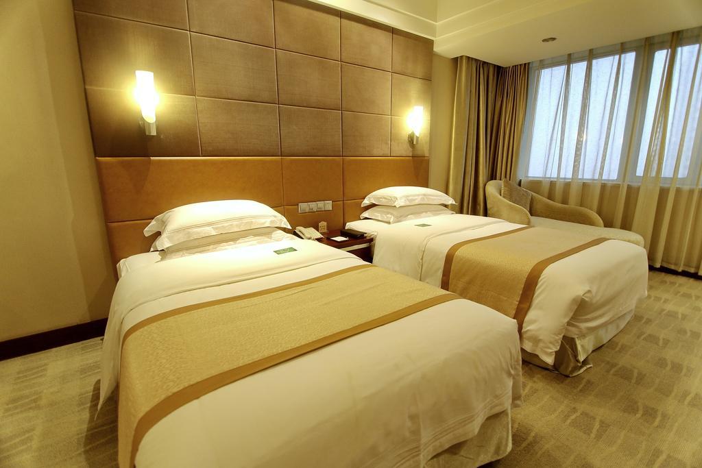 Changzhou Grand Hotel Room photo